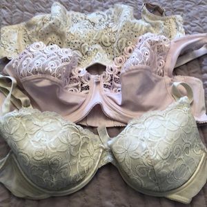 Bundle of 3 bras size 38C (2)  1 size (XL)